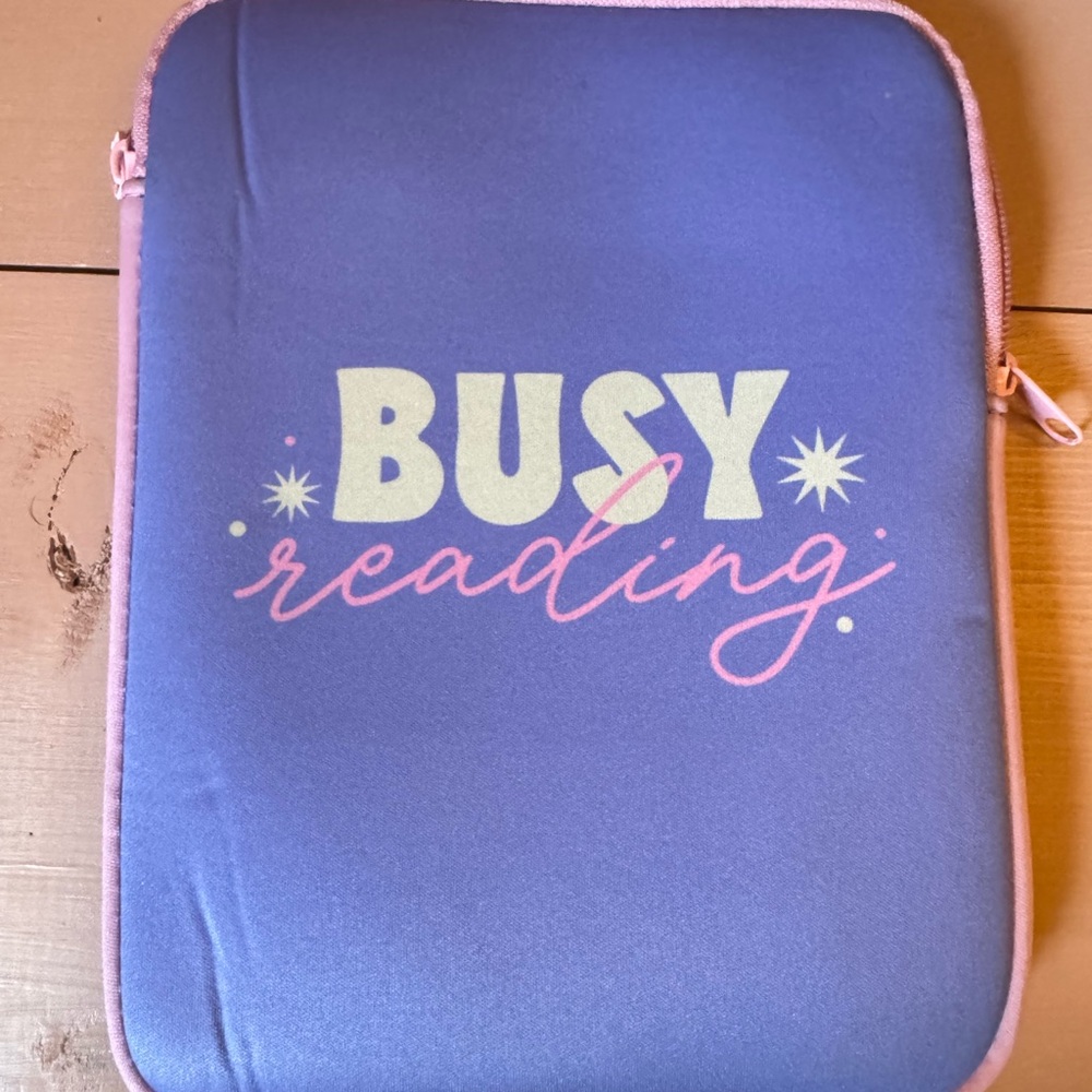 Purple and Pink 'Busy Reading' Tablet Sleeve